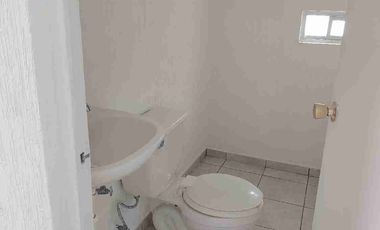 CASA EN RENTA AMUEBLADA MONTE CARLOS RESIDENCIAL