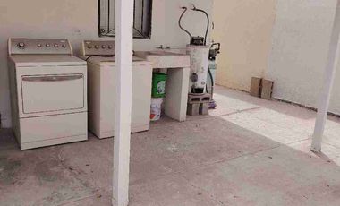 CASA EN RENTA AMUEBLADA MONTE CARLOS RESIDENCIAL