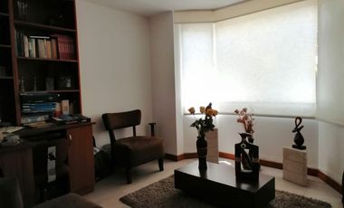 Casa en Venta en Tumbaco en Conjunto Privado | 3 Dormitorios, Jardín, BBQ y Piscina – Oportunidad