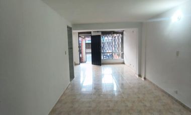 ALQUILO EXCELENTE CASA BIPLANTA AL ORIENTE DE CALI EN POBLADO CAMPESTRE.