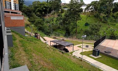 ARRIENDO APARTAMENTO ANCON SUR LA ESTRELLA