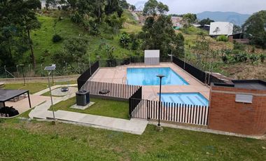 ARRIENDO APARTAMENTO ANCON SUR LA ESTRELLA