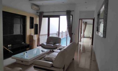 Disewakan Rumah Mewah Dalam Cluster Daerah Pejaten Barat Jakarta Selatan