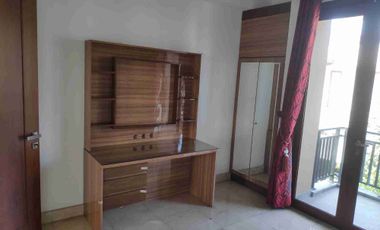 Disewakan Rumah Mewah Dalam Cluster Daerah Pejaten Barat Jakarta Selatan