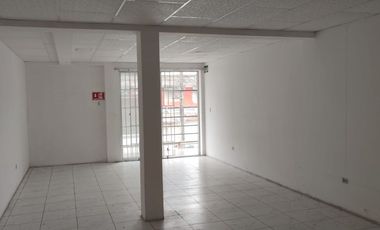 Alquiler de Locales Comerciales en Vier Plaza (Colón y Babahoyo)