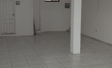 Alquiler de Locales Comerciales en Vier Plaza (Colón y Babahoyo)