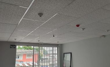 Alquiler de Locales Comerciales en Vier Plaza (Colón y Babahoyo)