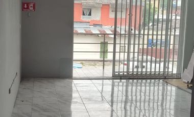 Alquiler de Locales Comerciales en Vier Plaza (Colón y Babahoyo)