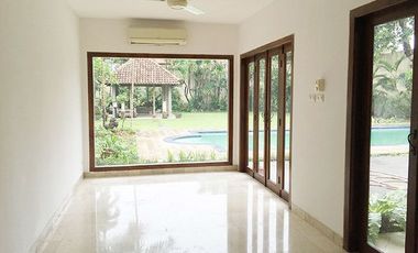 5 Bedroom Modern Tropical House at Cipete.