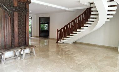 5 Bedroom Modern Tropical House at Cipete.