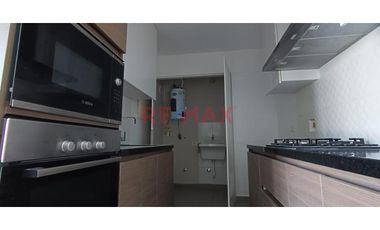 Alquiler De Departamento En Surco Al Costado Del Jokey Plaza