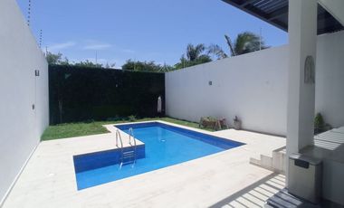 CASA DE 4 RECAMARAS CON ALBERCA EN RENTA EN COL. MIAMI