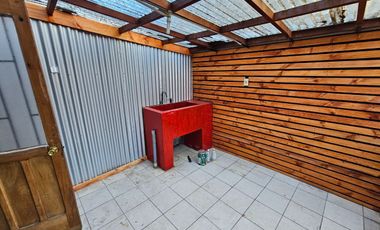 Casa de 5D2B Estacionamiento, Sagrados Corazones