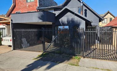 Casa de 5D2B Estacionamiento, Sagrados Corazones