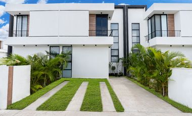 Casa de 3, 4 y 5 recámaras en Bahía de Banderas, a 10 minutos de la playa, a 25 minutos de vidanta world, a 35 minutos del aeropuerto de vallarta.