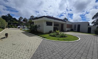VENTA CASA CAMPESTRE RIO NEGRO VEREDA RANCHERIA