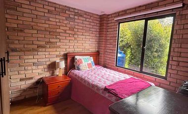 Invierte y vive frente a una laguna: casa con Airbnb listo en Tarqui 🌿💧