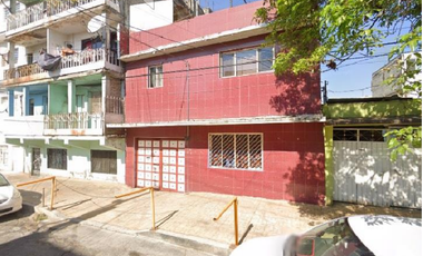 VENTA DE HERMOSA CASA