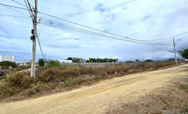 Terreno Esquinero en Venta de 500 m² - Urbanización Taos, Punta Blanca, Santa Elena