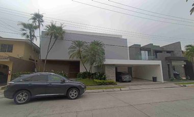 Casa en venta en Laguna Club Guayaquil