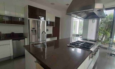Casa en venta en Laguna Club Guayaquil