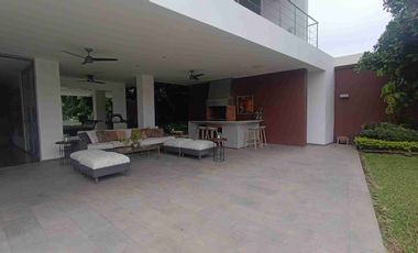 Casa en venta en Laguna Club Guayaquil