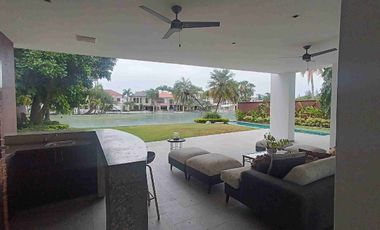 Casa en venta en Laguna Club Guayaquil