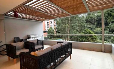 VENTA APARTAMENTO COM TERRAZA LOMA LAS BRUJAS ENVIGADO