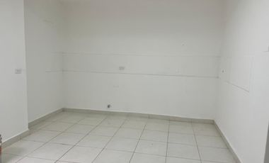 CASA COMERCIAL EN ARRIENDO LA CASTELLANA - LAURELES
