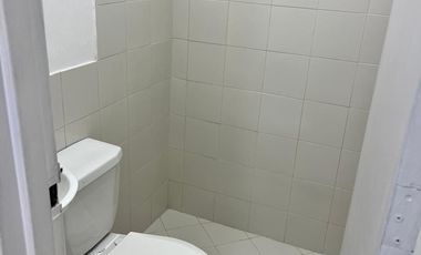 CASA COMERCIAL EN ARRIENDO LA CASTELLANA - LAURELES