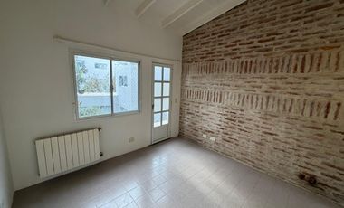 Casa en alquiler en Puerto Madryn es  PH de dos dormitorios