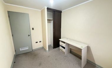 Departamento en Arriendo con Estacionamiento, Condominio Alto Durand III