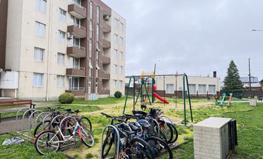 Departamento en Arriendo con Estacionamiento, Condominio Alto Durand III