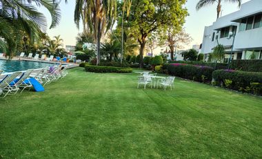Rento Estupenda Casa en Exclusivo Condominio, en la Zona Dorada de Cuernavaca.