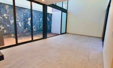 Venta de casa en Reserva Santa Mónica