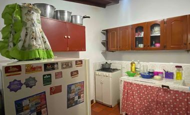 Amplia casa en venta a pocos metros del parque principal del Carmen de viboral.