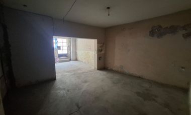 Departamento en 1° Piso en Comas! 4 Dorm., Remate!