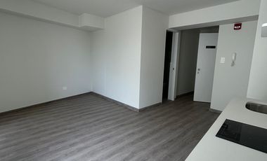 ¡Oportunidad! Moderno Departamento frente al mar en Chorrillos, límite con Barranco.