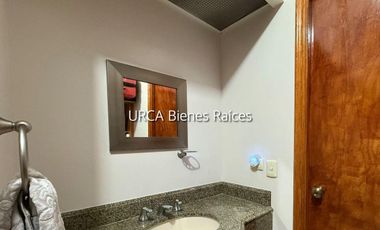 Casa en Venta en Colinas del Sur en Monterrey, Nuevo León
