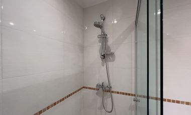Apartamento en Quito en Venta, Dpto Bloque A, 3 Bodegas Y 8 Parqueos en Conjunto Bosque Real II Calle José Raygada N45-500 y Av. Mariscal Sucre