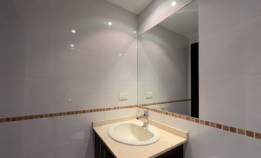 Apartamento en Quito en Venta, Dpto Bloque A, 3 Bodegas Y 8 Parqueos en Conjunto Bosque Real II Calle José Raygada N45-500 y Av. Mariscal Sucre