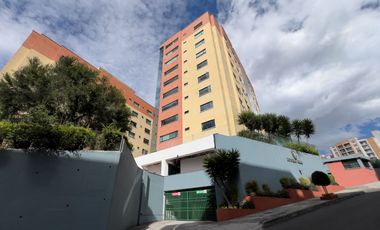 Apartamento en Quito en Venta, Dpto Bloque A, 3 Bodegas Y 8 Parqueos en Conjunto Bosque Real II Calle José Raygada N45-500 y Av. Mariscal Sucre