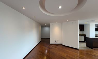 Apartamento en Quito en Venta, Dpto Bloque A, 3 Bodegas Y 8 Parqueos en Conjunto Bosque Real II Calle José Raygada N45-500 y Av. Mariscal Sucre