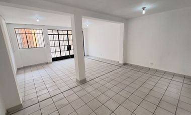 Casa En Venta - Portales De Javier Prado, Ate