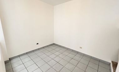Casa En Venta - Portales De Javier Prado, Ate