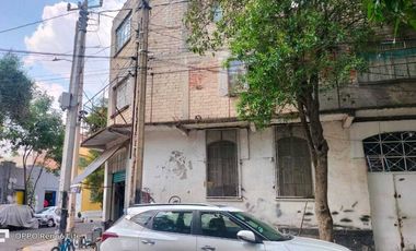 VENTA DE OPORTUNIDAD, MUY CENTRICA EX HIPODROMO DE PERALVILLO PARA BUEN PROYECTO