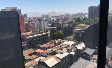 Metro Bellas Artes, practico departamento en Barrio Lastarria
