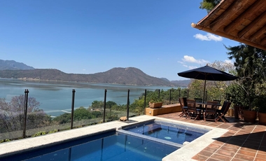 CASA EN RENTA EN LA PEÑA: EL VERDADERO LUJO DE VIVIR VALLE DE BRAVO