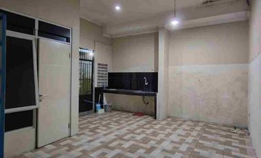 rumah langka, LT 126,2 KT, di Spring Garden Residence, Bekasi