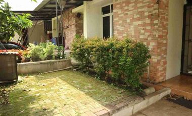 rumah langka, LT 126,2 KT, di Spring Garden Residence, Bekasi